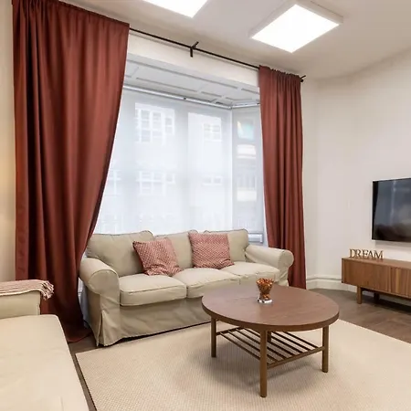 Apartment By Kyosai *