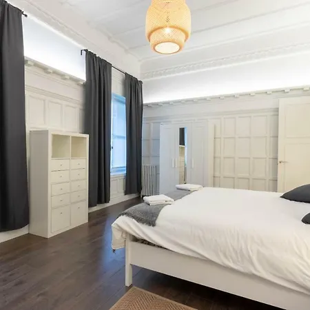 아파트 By Kyosai *