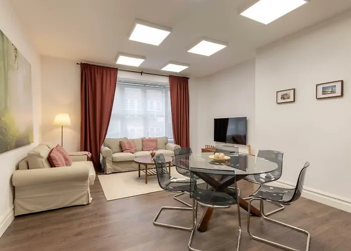 By Kyosai شقة بلباو